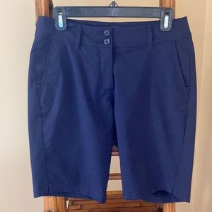 Sketchers Size 4 Capri Shorts